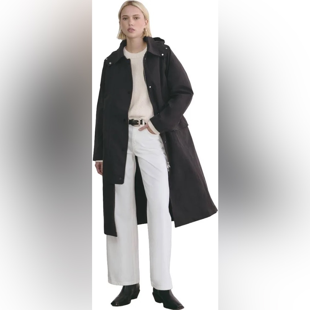Everlane water resistant black anorak jacket